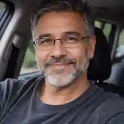 Portrait of Ethan McAllister from Nelson, New Zealand, sharing his personal experience with online casino entertainment in New Zealand.